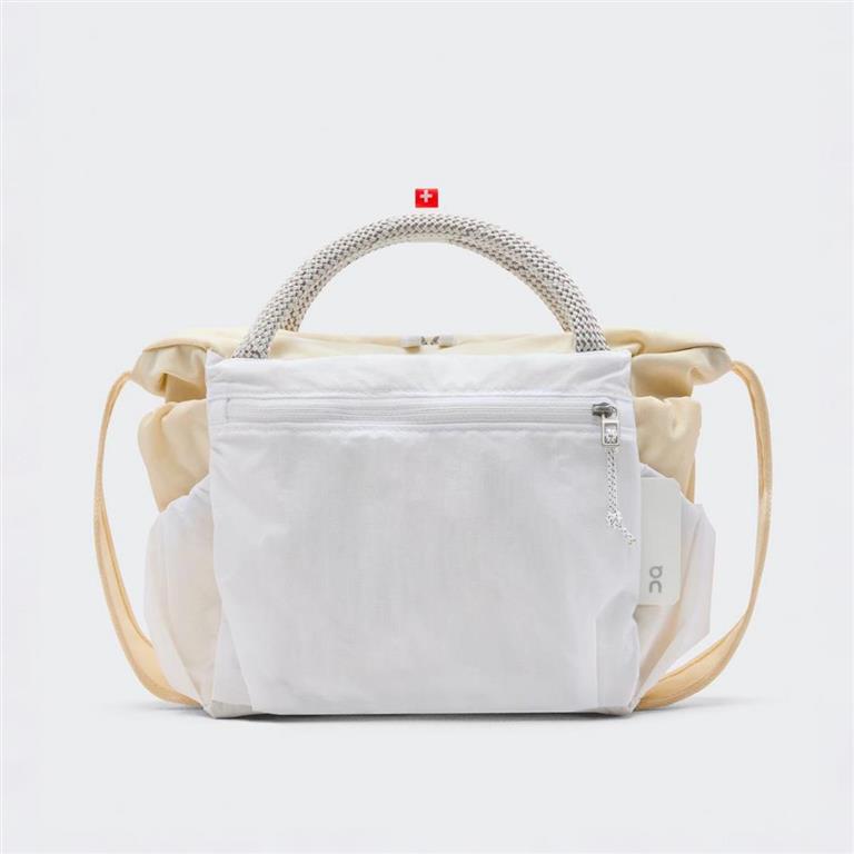 Track Pack Mini Elite 精英迷你挎包奶油白- On Running台灣官網